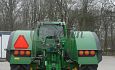 Tractor met spuit