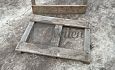 Tussen pallets 