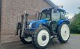 Tractor met hefmast