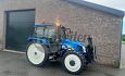 Tractor met hefmast
