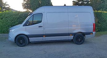 mercedes sprinter bus (1)