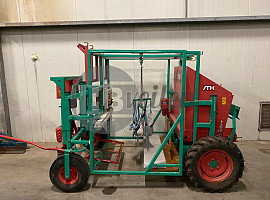 Zelfrijdende plantmachine 