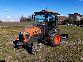 Tractor