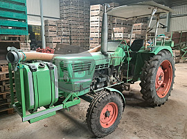 Tractor met pomp