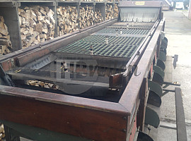 Sorteermachine met elevator