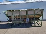 Bunkersorteermachine met voorsorteerder en toevoerband