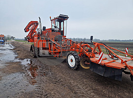 Zelfrijdende rooimachine