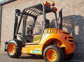 Ruwterrein Heftruck