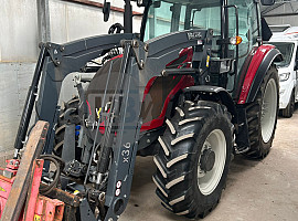 Tractor met voorlader