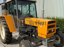 Tractor 