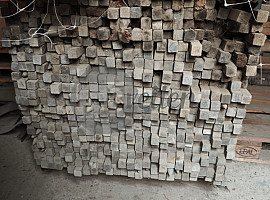 Houten paaltjes