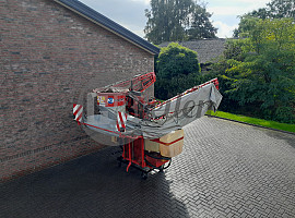 Veldspuit met luchtondersteuning