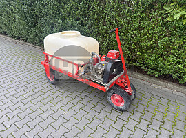 Motorvatspuit / Spuitwagen