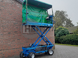 Hoogwerker met dieselmotor