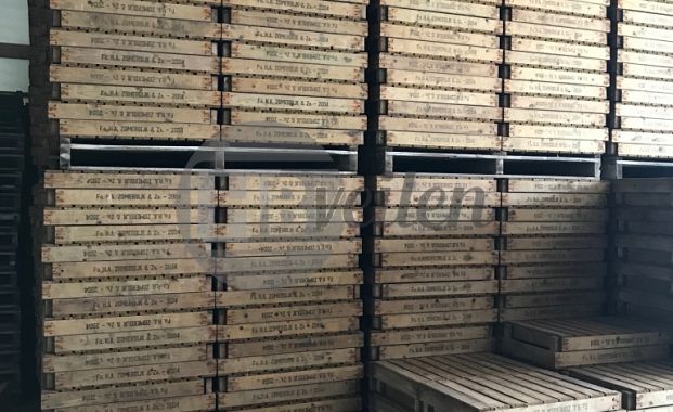 Houten bakken