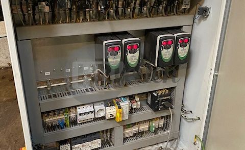 Ontbolmachine met verenkelaar 