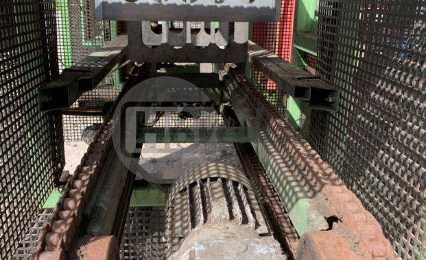 Seal machine