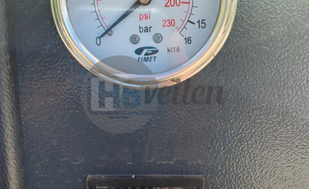 Compressor
