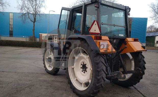 Tractor