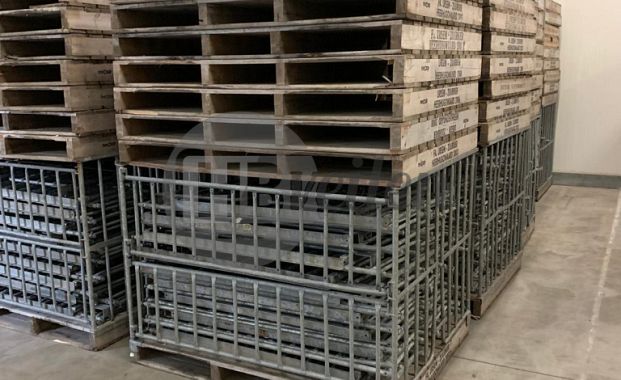 TE HUUR: Koolkisten