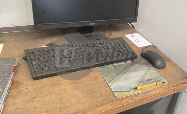 Computer + kast