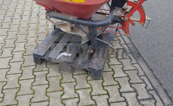 Kunstmeststrooier