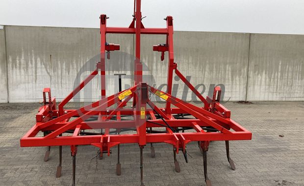 Cultivator