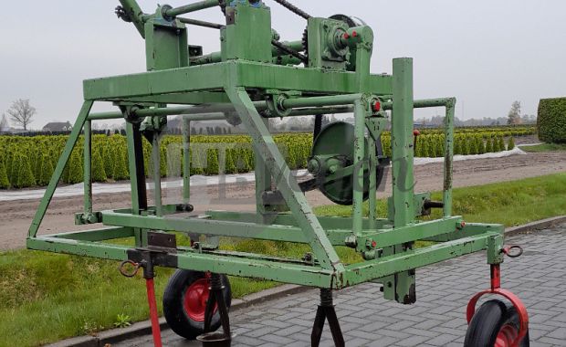 Plantgatsteekmachine