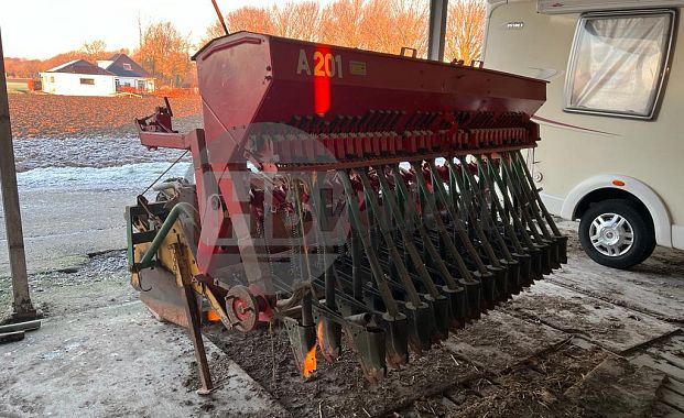 Spitmachine met zaaimachine