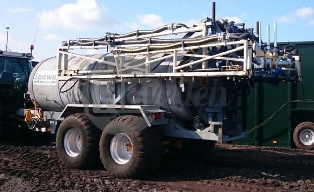 Tankwagen / Stuifbestrijdingstank