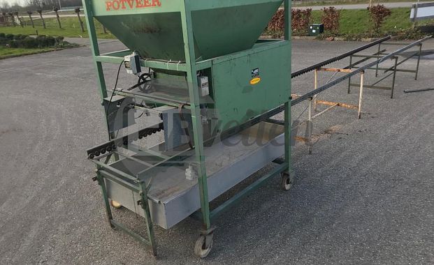 Zandbunker met rollenbaan