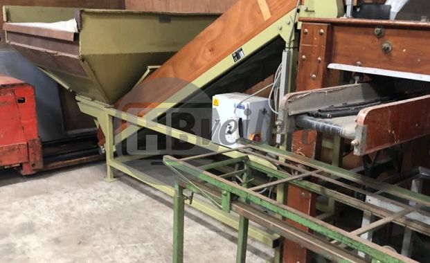 Sorteermachine met elevator