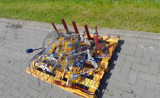 Portaaltractor met werktuigen