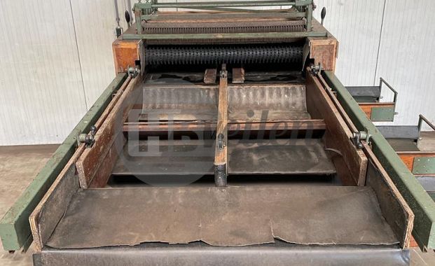 Voorsorteerder met poetsmachine