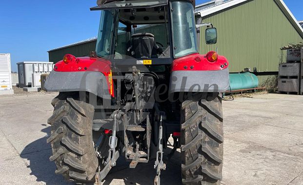 Tractor