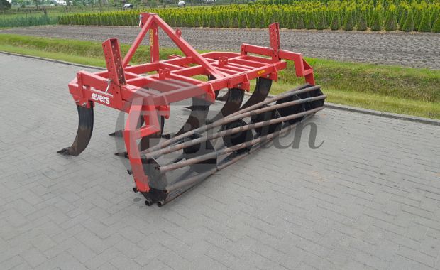 Cultivator
