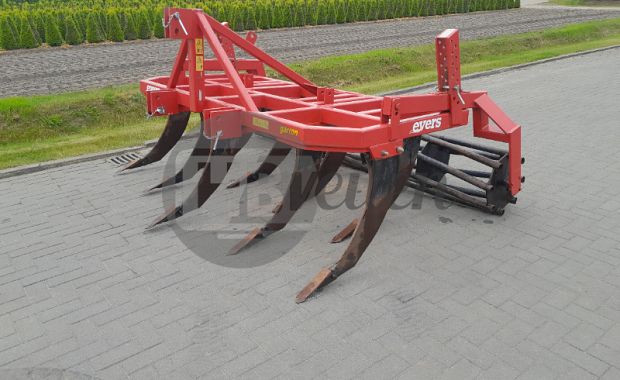 Cultivator