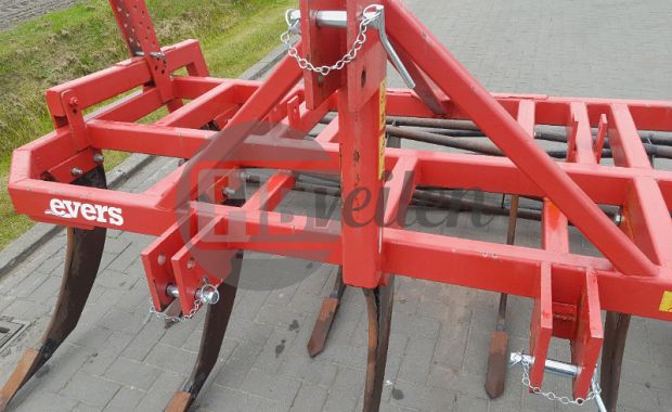 Cultivator