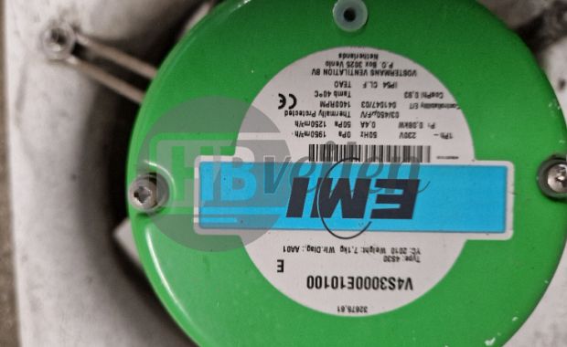 Ventilatoren en regelkast