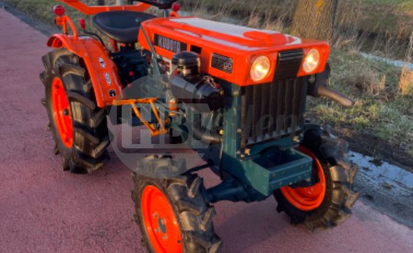 Tractor 