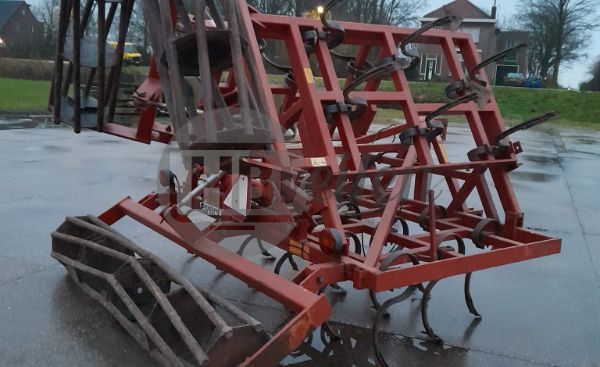 Cultivator