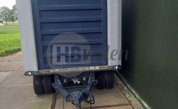 Vrachtwagen aanhanger