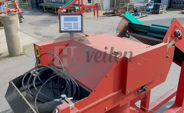 Telmachine met elevator