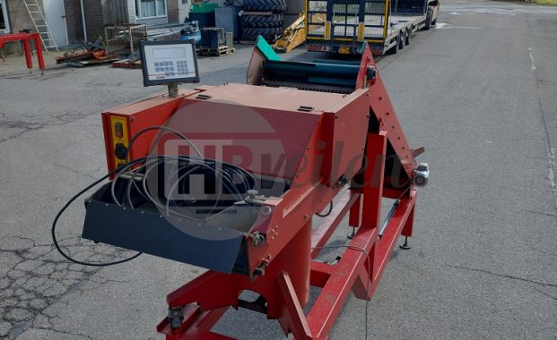 Telmachine met elevator