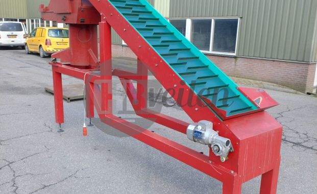Telmachine met elevator