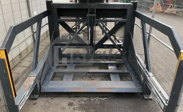 Kistenvuller met elevator