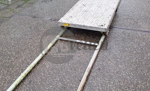 Slarails met trolley