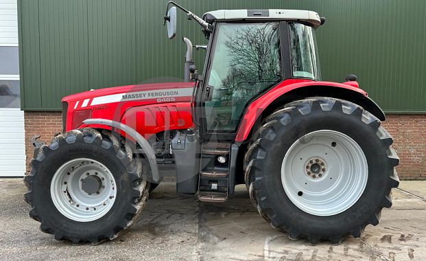 Tractor