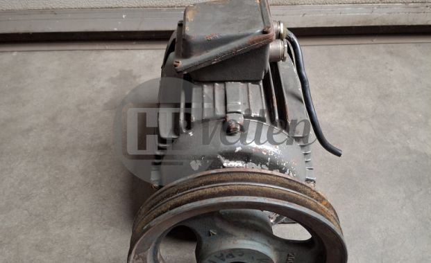 Motor met vertragingskast