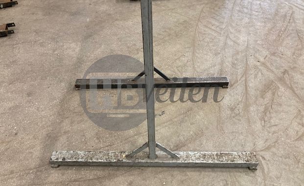 Steiger frames